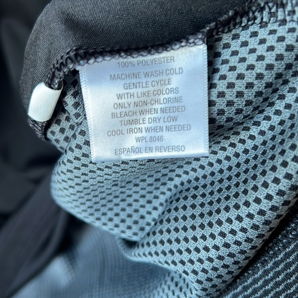 Greg Norman Athletic Tshirt - Picture 7 of 7